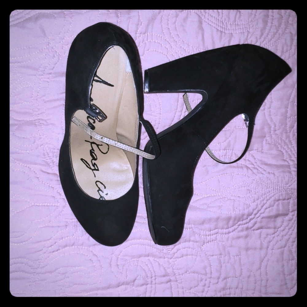 American Rag Jessie Mary Jane Heels